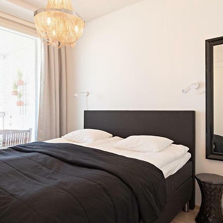 Penthouse In Oulu Apartment Bagian luar foto