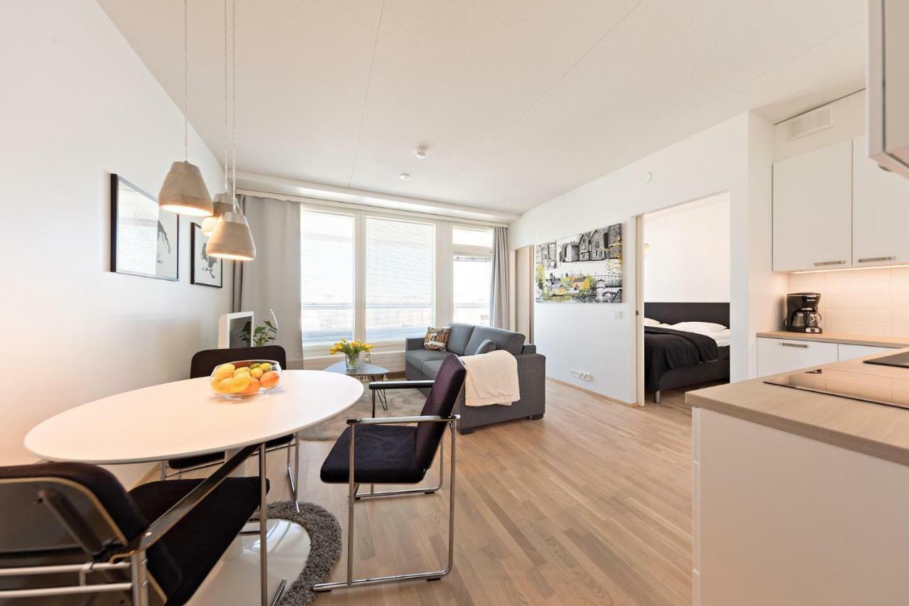 Penthouse In Oulu Apartment Bagian luar foto